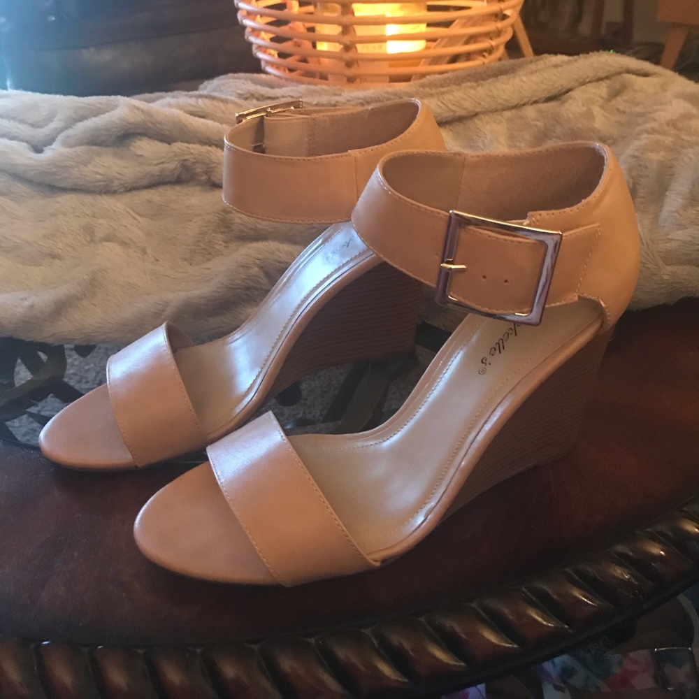 Nude Breckelle Wedge